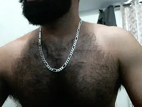 indianhairybull's cam snapshot