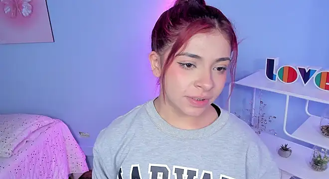 KathiaSaenz_'s cam snapshot