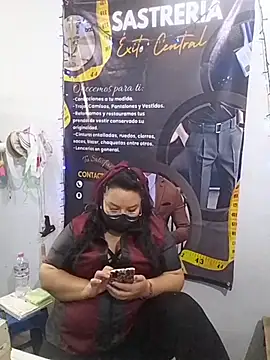 hot_tailoring's cam snapshot