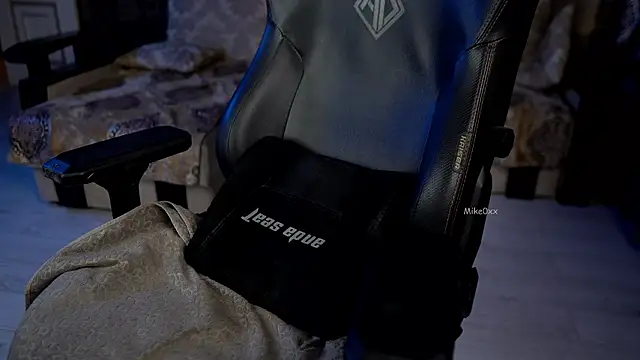 mike0xx live sex cam