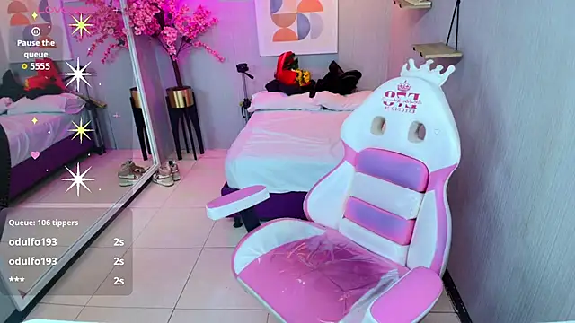 Maggy_t18's cam snapshot