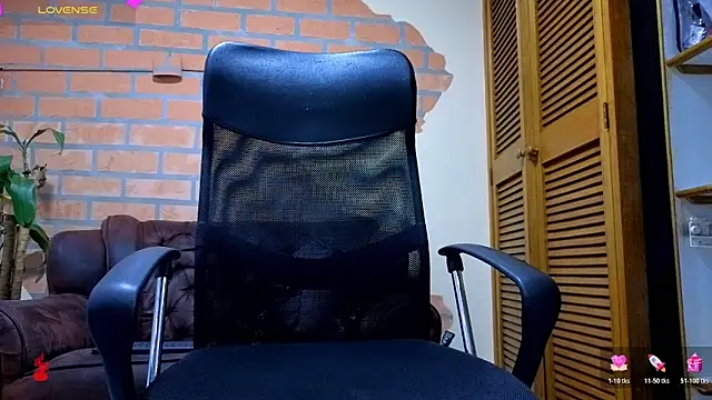 mister_eithan's cam snapshot