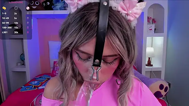 miss___megan's cam snapshot