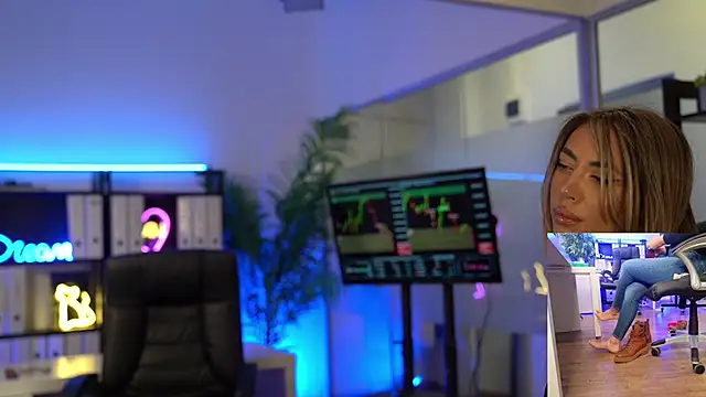 BabesGoWild's cam snapshot