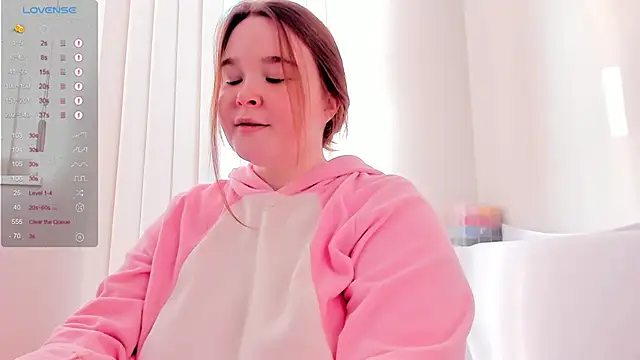 DebbieWoood's cam snapshot