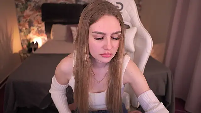 GabriellaJass live sex cam