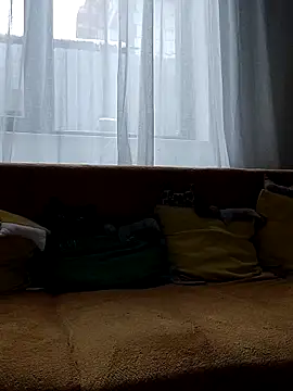 Lucy_1_roso live sex cam