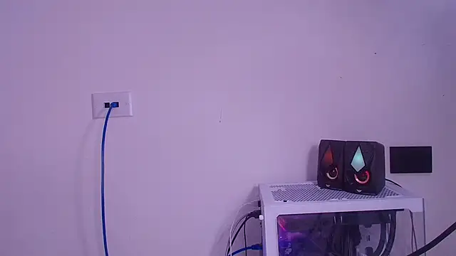 abbyrouss_'s cam snapshot