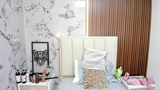 MADISON_ROWAN1's cam snapshot