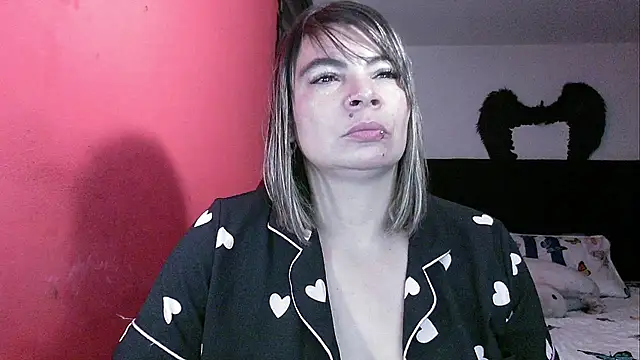 charlotedoll's cam snapshot