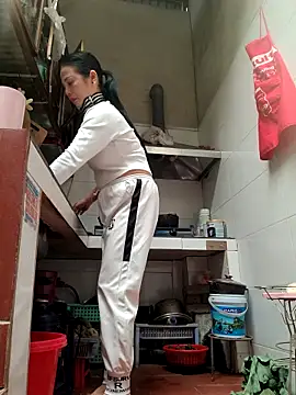 Basanis68's cam snapshot