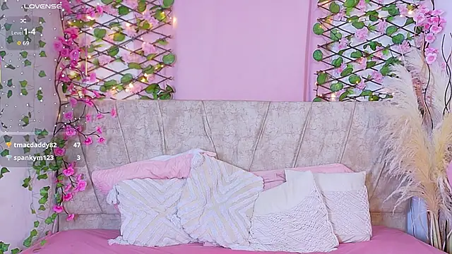 JulietaTorres_'s cam snapshot