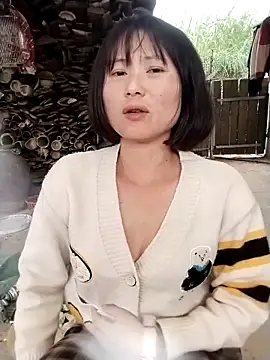 linda_bae00's cam snapshot