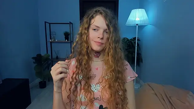 RayaNenlia's cam snapshot