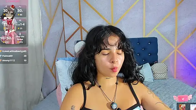 _vaiolet_owo's cam snapshot