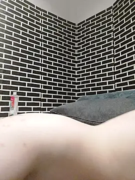 Spatgirl live sex cam