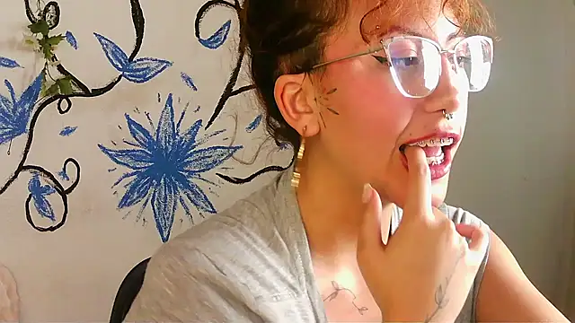 zoe_ch_'s cam snapshot