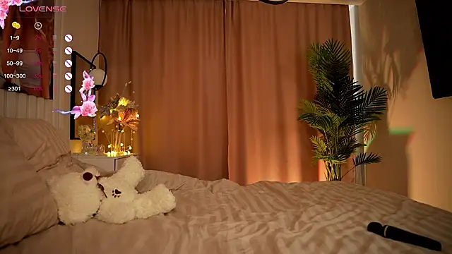 MilaLux's cam snapshot