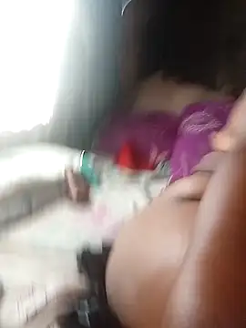 curvyloneah75 live sex cam