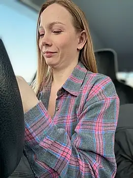 LavenderHot's cam snapshot