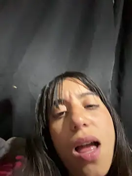 Mia_fiire's cam snapshot