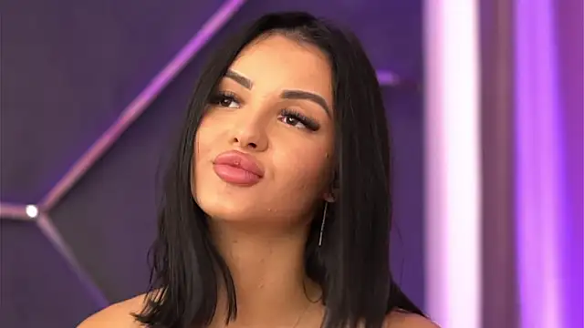 LilaRoses's cam snapshot