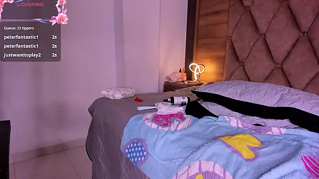 ShaunaDream's cam snapshot