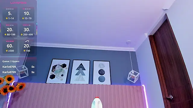 Nina_Ford's cam snapshot