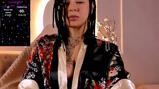 Aisha_Goldstein's cam snapshot