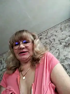 gentleblonde's cam snapshot