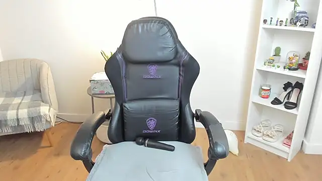 _BellaEvans_'s cam snapshot