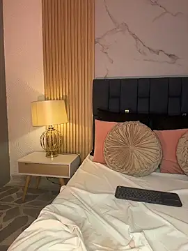 VioletaMaddox's cam snapshot