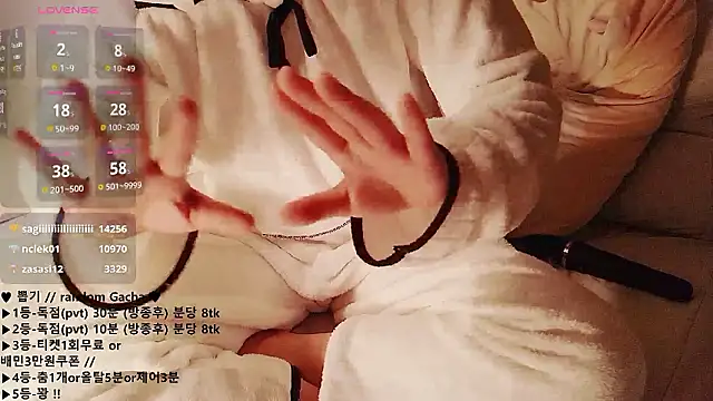 KipSukHee_sooni's cam snapshot