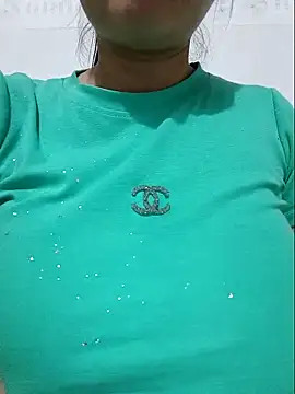 Shine_Mai live sex cam