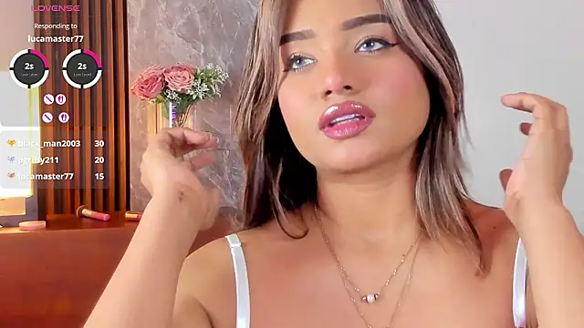 Emma_hunter_'s cam snapshot