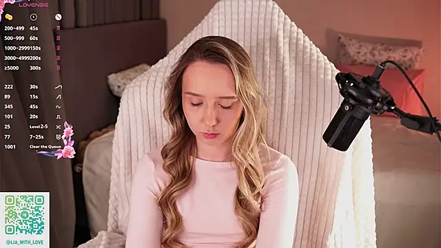 HollisBeckett's cam snapshot