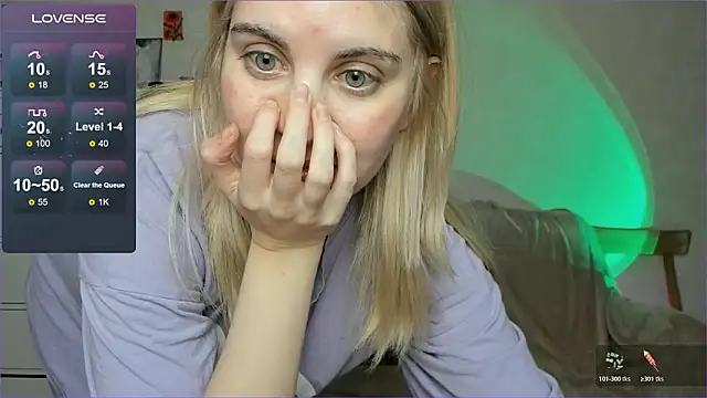 pawpaws's cam snapshot