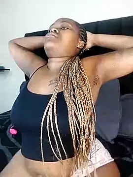 ThickPearlx23's cam snapshot