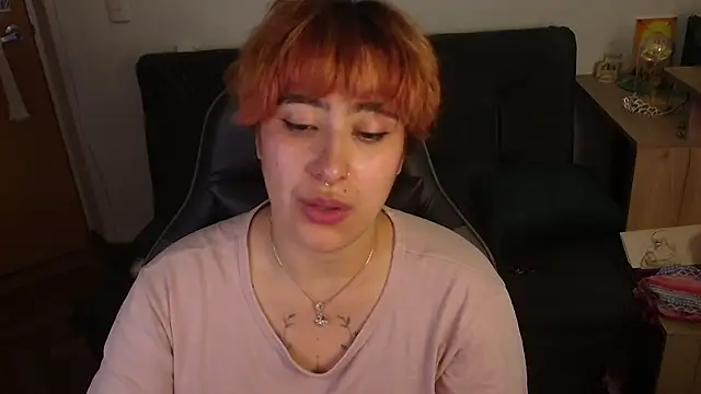 Miacatsito3's cam snapshot