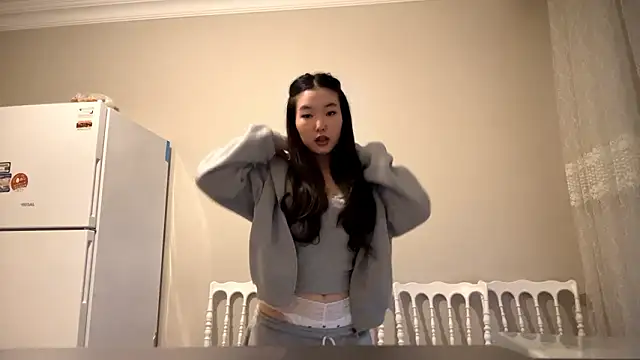 EmmaLeexth live sex cam