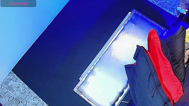 Strawberry_BoyS7's cam snapshot