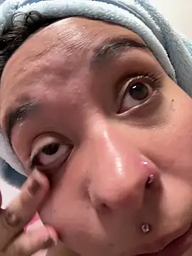 Nailealipsglossy's cam snapshot