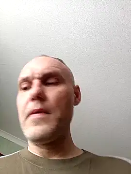 Pineapple04's cam snapshot