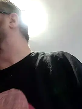 Hornychitown24's cam snapshot