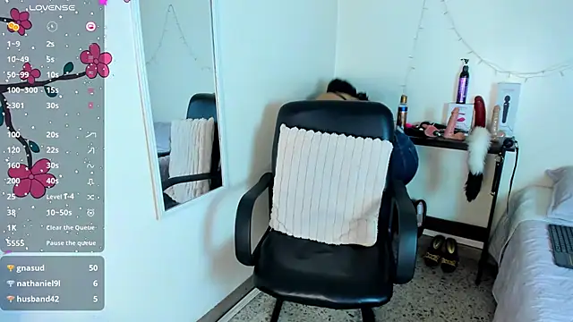 Tracy_lambo's cam snapshot