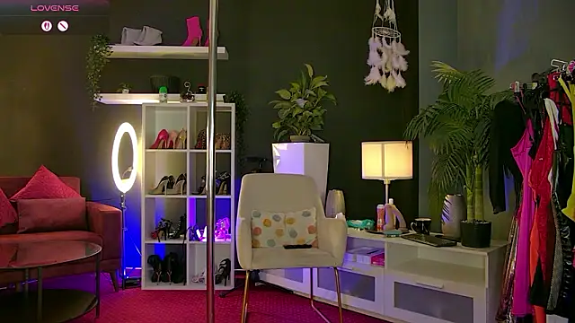 MaddyHeart's cam snapshot