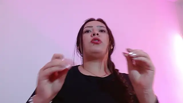 damii_tay1's cam snapshot