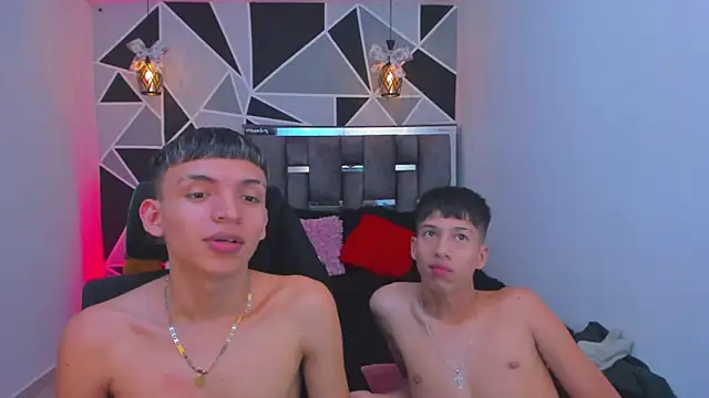 Juan_Nd_Steven's cam snapshot