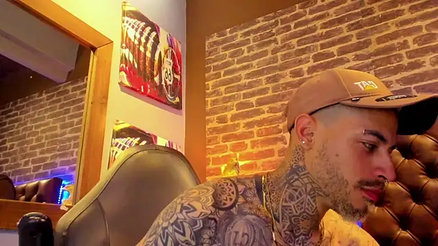 VinzenzRizzo's cam snapshot