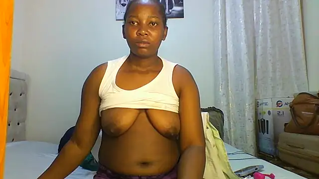 Petitiebooty's cam snapshot